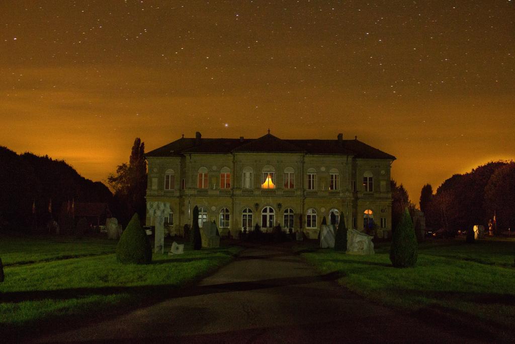 Chambres D'Hotes Chateau De Serans - Atelier Balias Ecouche Экстерьер фото