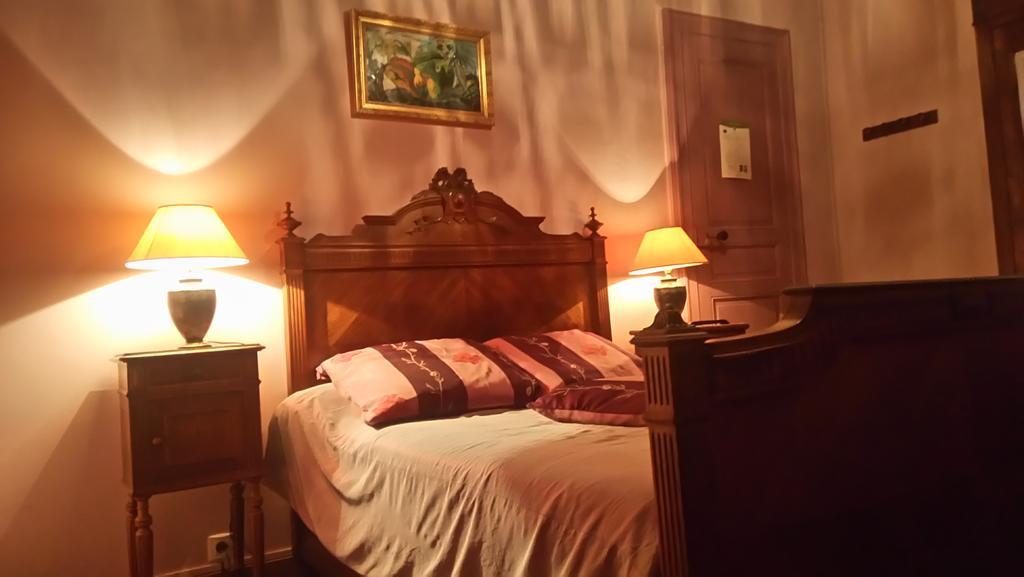 Chambres D'Hotes Chateau De Serans - Atelier Balias Ecouche Экстерьер фото