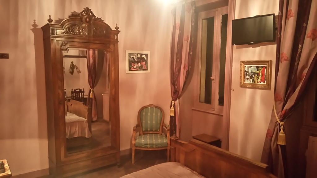 Chambres D'Hotes Chateau De Serans - Atelier Balias Ecouche Экстерьер фото